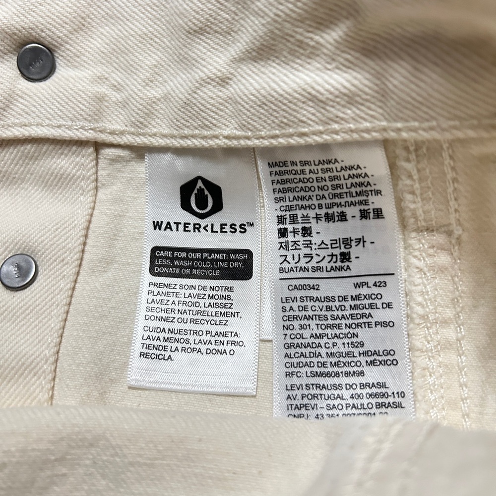 Levi's Cream/White Button-Front Mini Skirt Size 28 - Picture 9 of 10